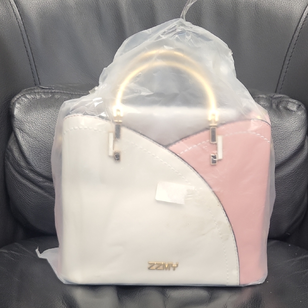 Pink and White Women's Handbag - Picture 2 of 4